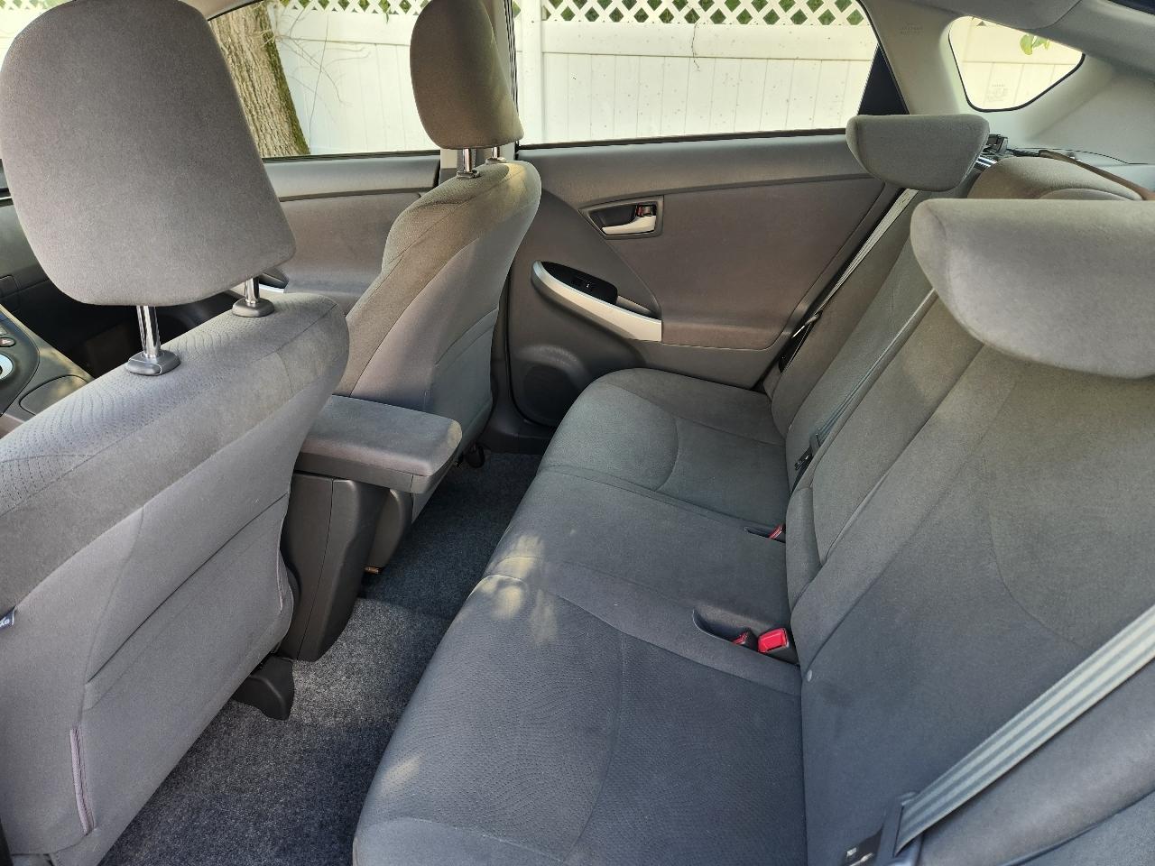 Toyota Prius Prius V 2010