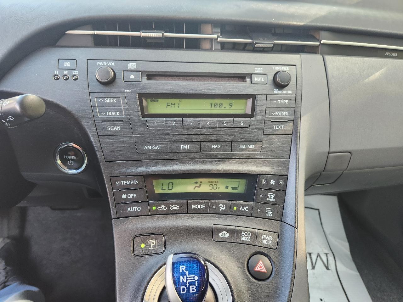 Toyota Prius Prius V 2010