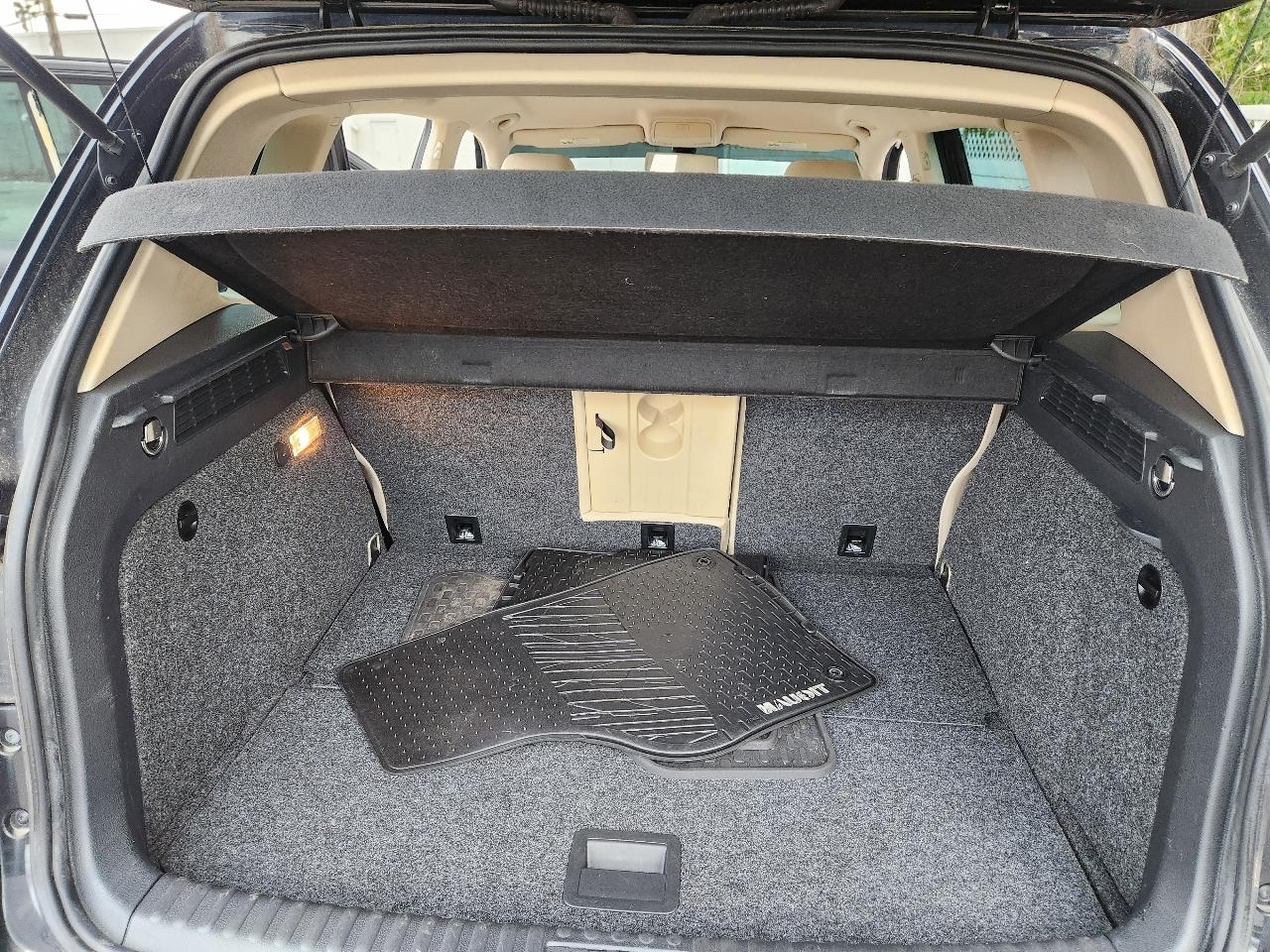 Volkswagen Tiguan SE 2016