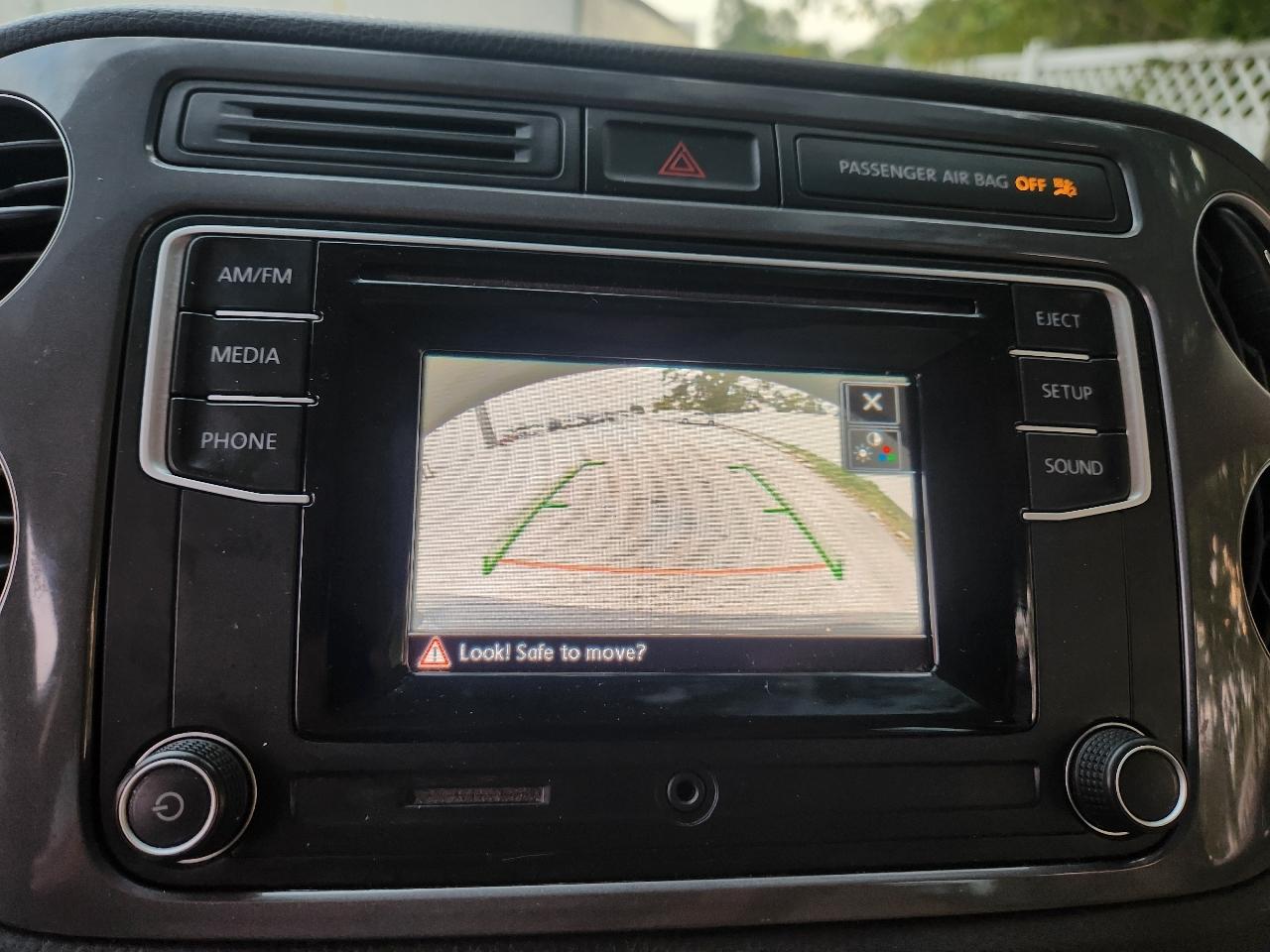 Volkswagen Tiguan SE 2016