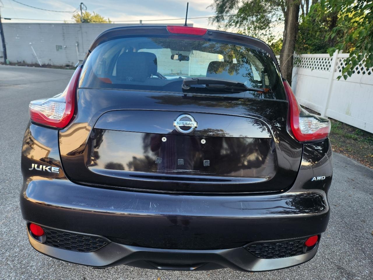 Nissan Juke S AWD 2016