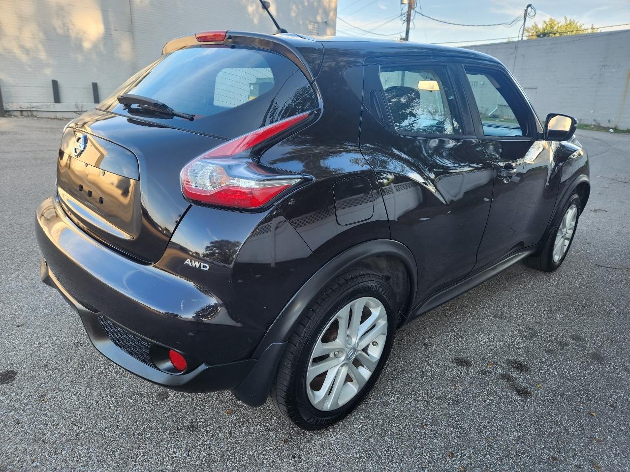 Nissan Juke S AWD 2016