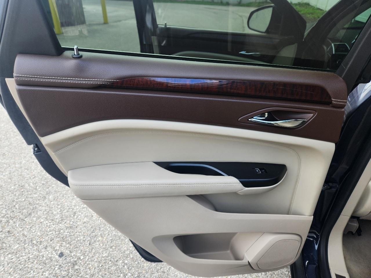 Cadillac SRX Premium Collection AWD 2014