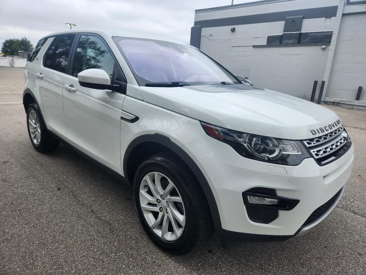 Land Rover Discovery Sport photo 6