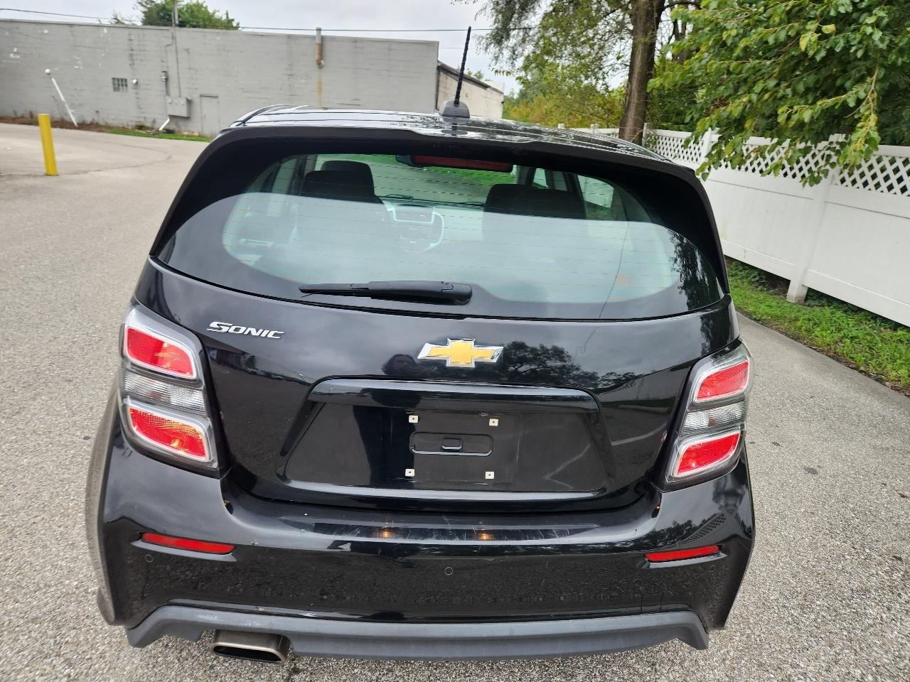 Chevrolet Sonic FL Auto Hatchback 2020