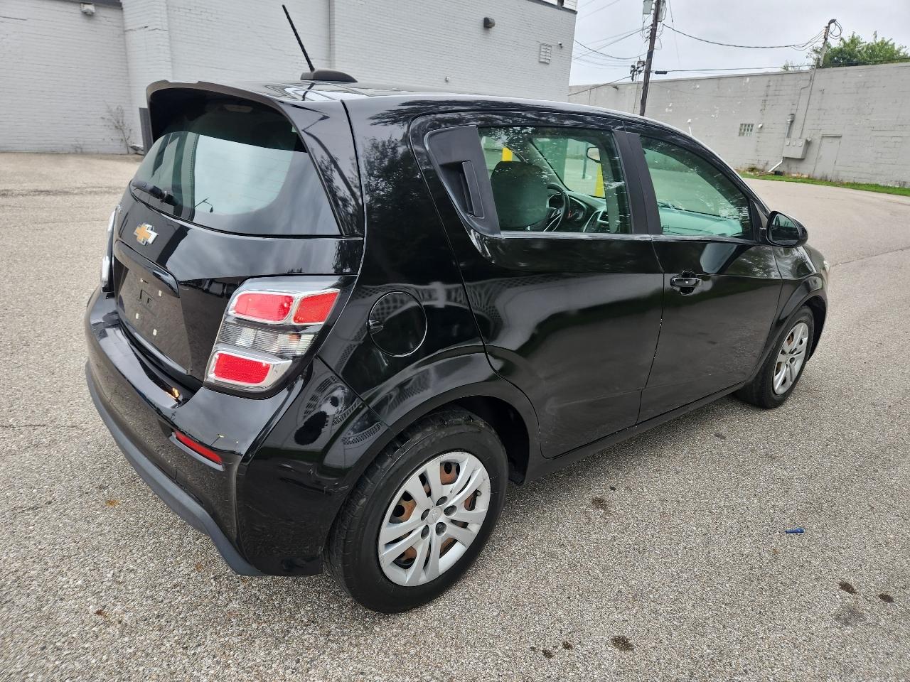 Chevrolet Sonic FL Auto Hatchback 2020