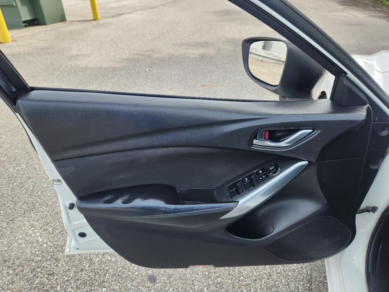 Mazda MAZDA6 i Sport AT 2014