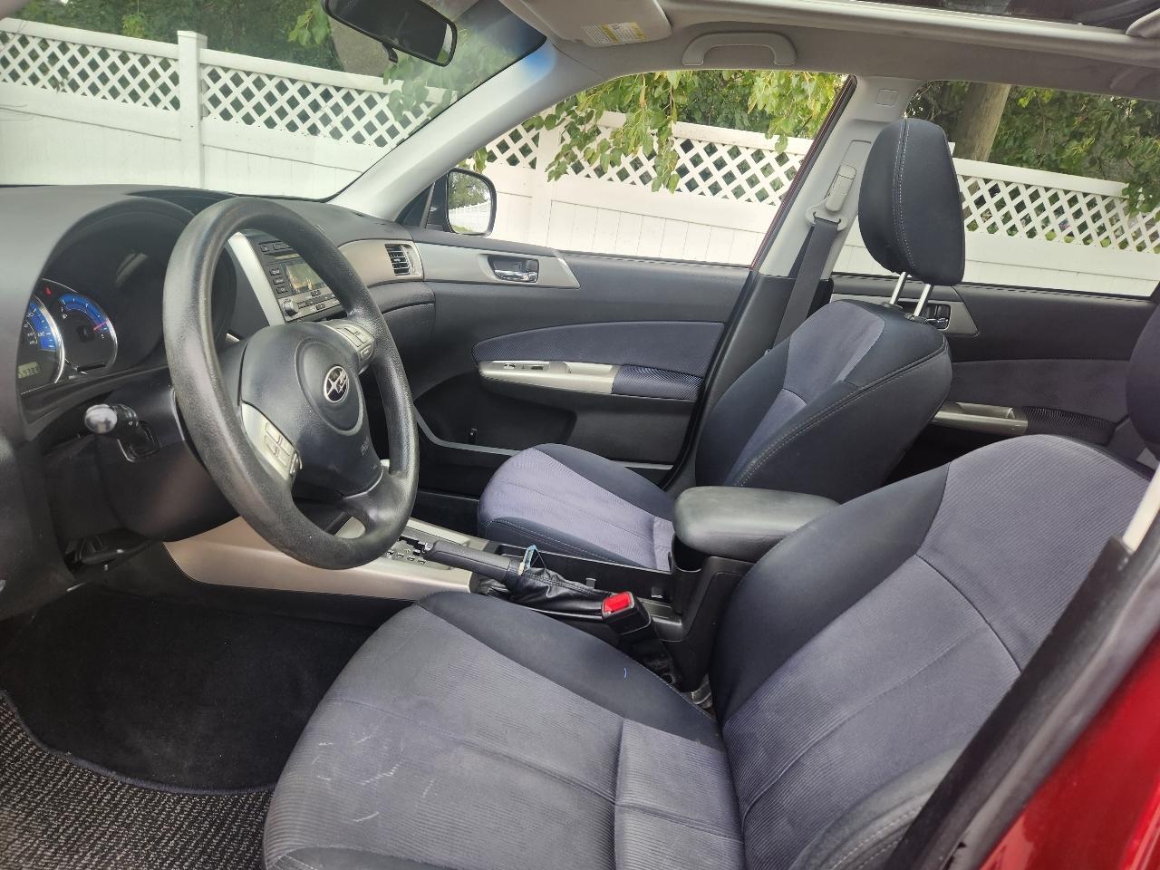 Subaru Forester photo 8