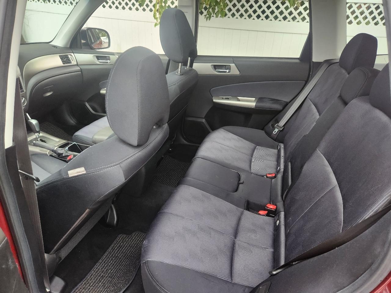 Subaru Forester photo 11