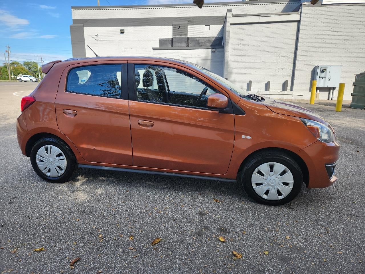 Mitsubishi Mirage ES 5M 2020