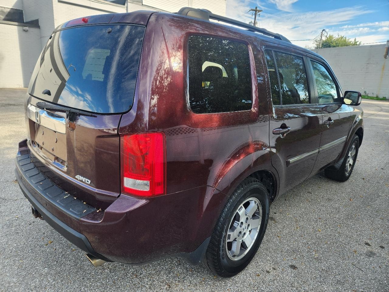 Honda Pilot Touring 4WD with DVD 2009