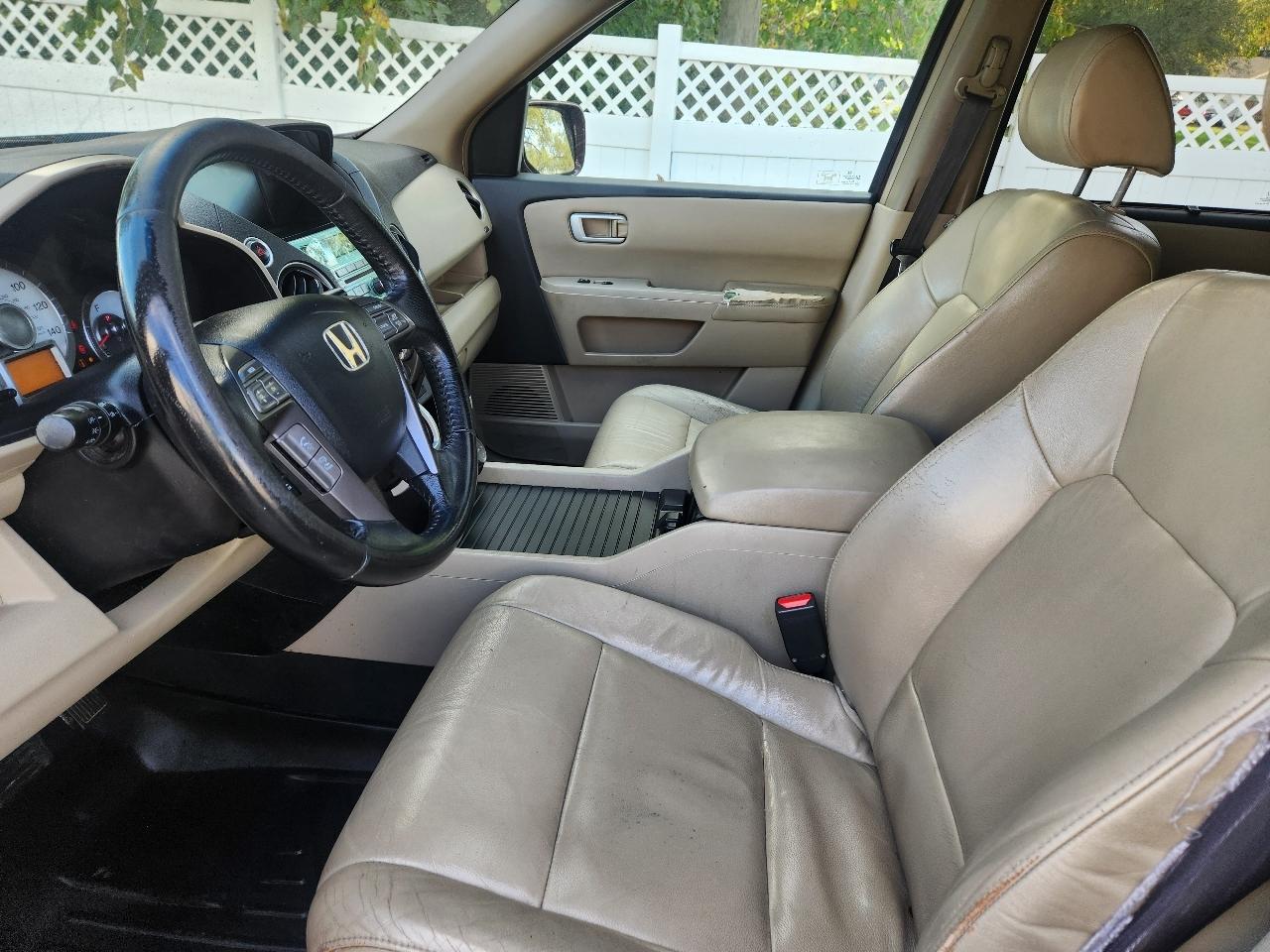 Honda Pilot Touring 4WD with DVD 2009