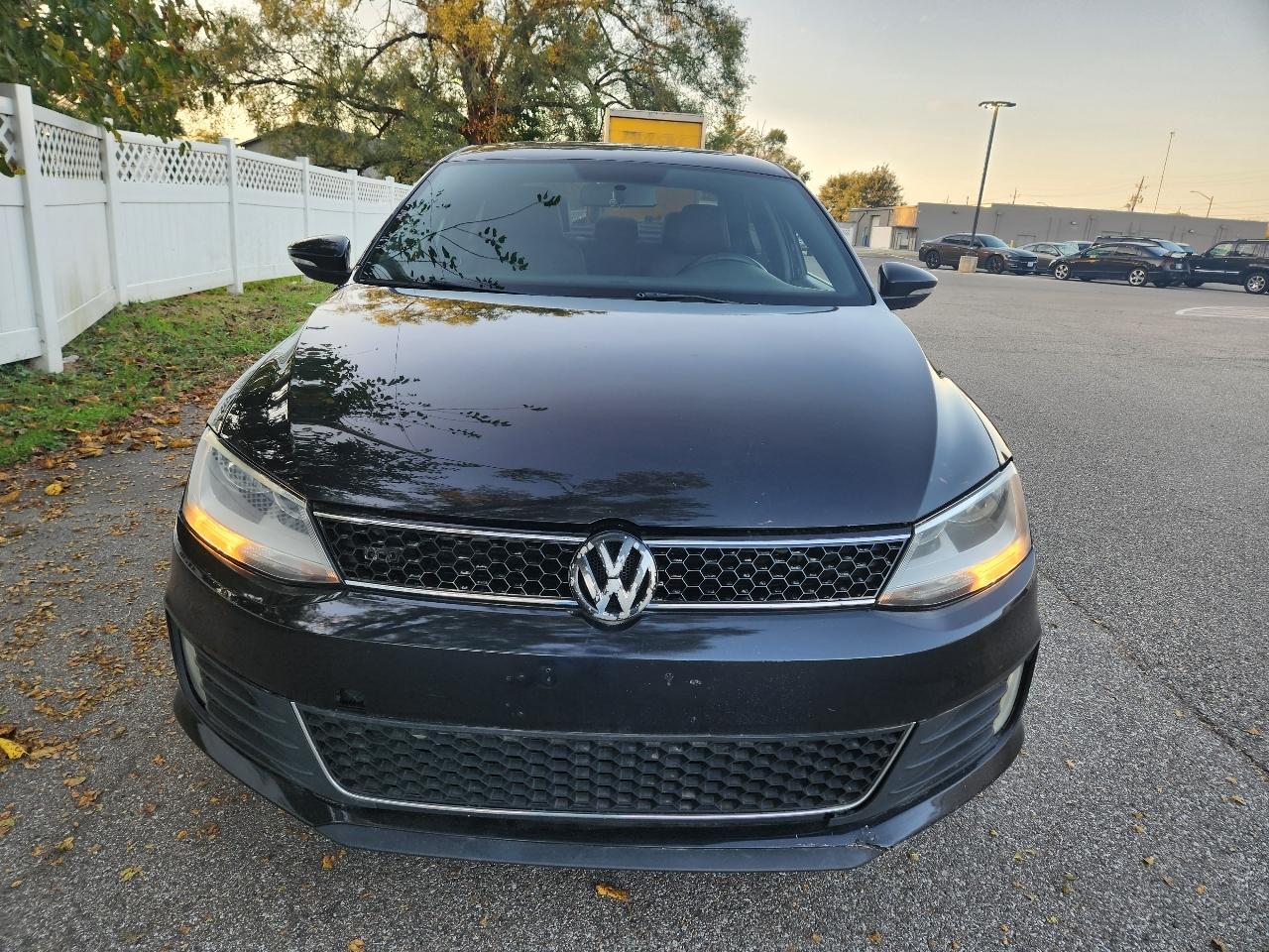 Volkswagen Jetta 2.0T GLI 2012