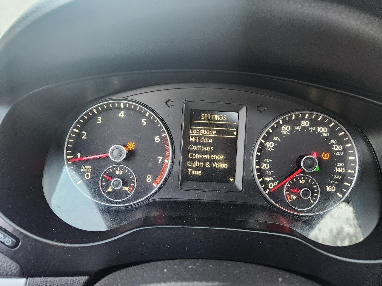 Volkswagen Jetta 2.0T GLI 2012