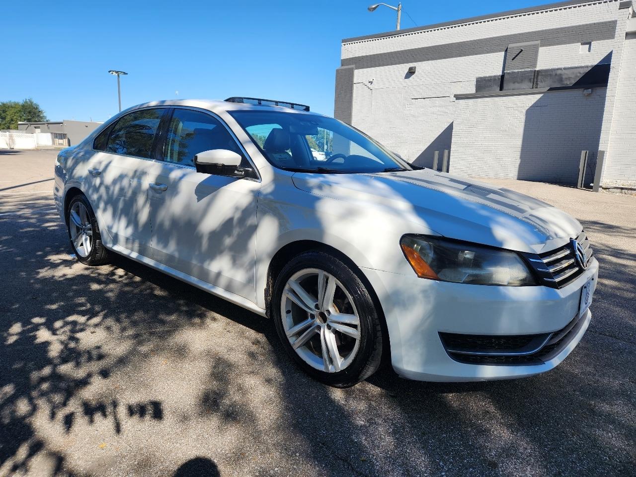 Volkswagen Passat 2.5L SE AT 2013