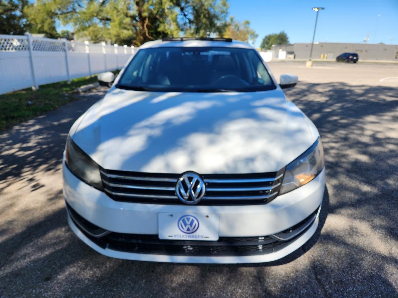Volkswagen Passat 2.5L SE AT 2013