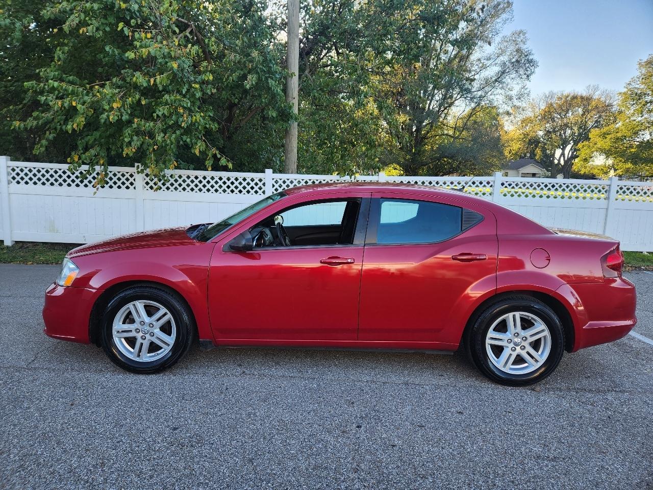 Dodge Avenger Base 2013