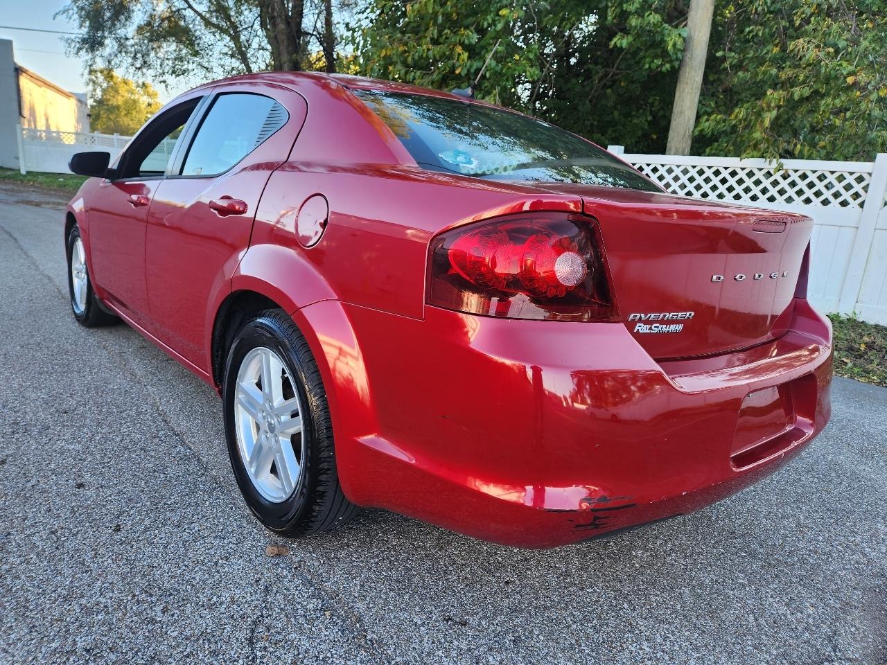 Dodge Avenger Base 2013