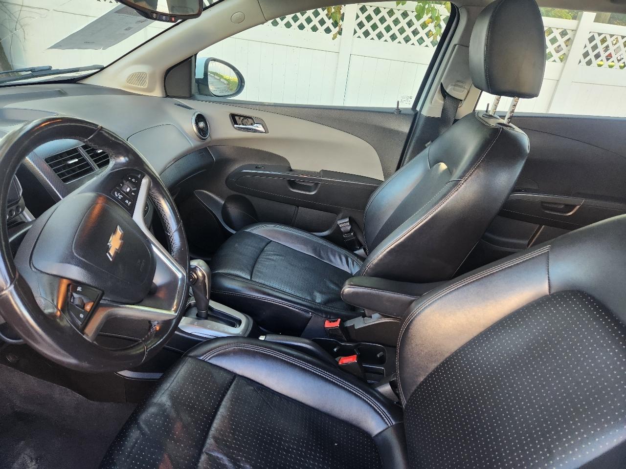 Chevrolet Sonic LTZ 5-Door 2012
