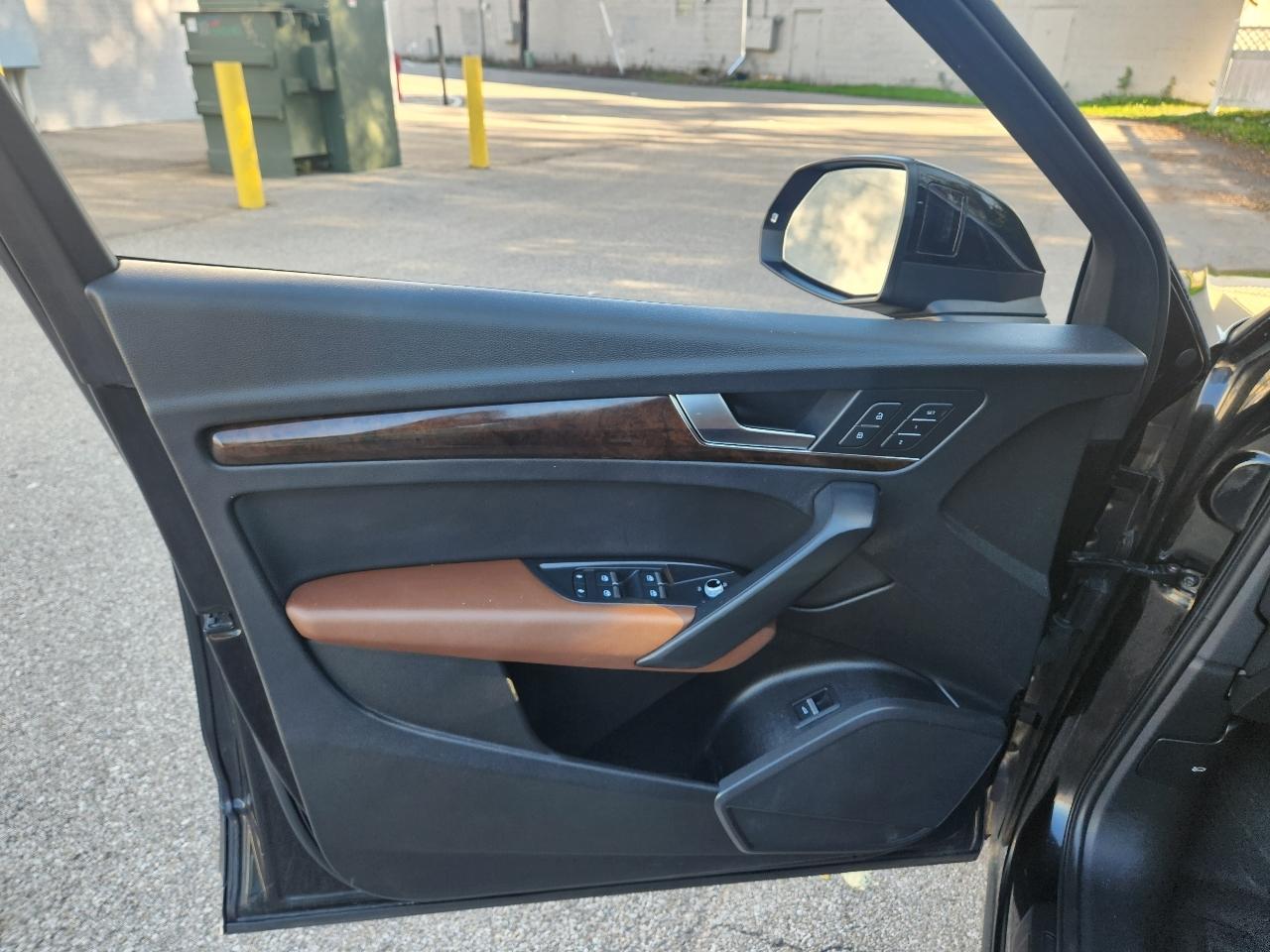 Audi Q5 2.0T Premium quattro 2019