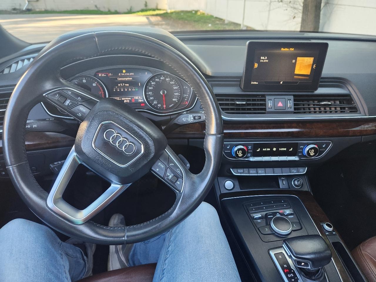 Audi Q5 2.0T Premium quattro 2019