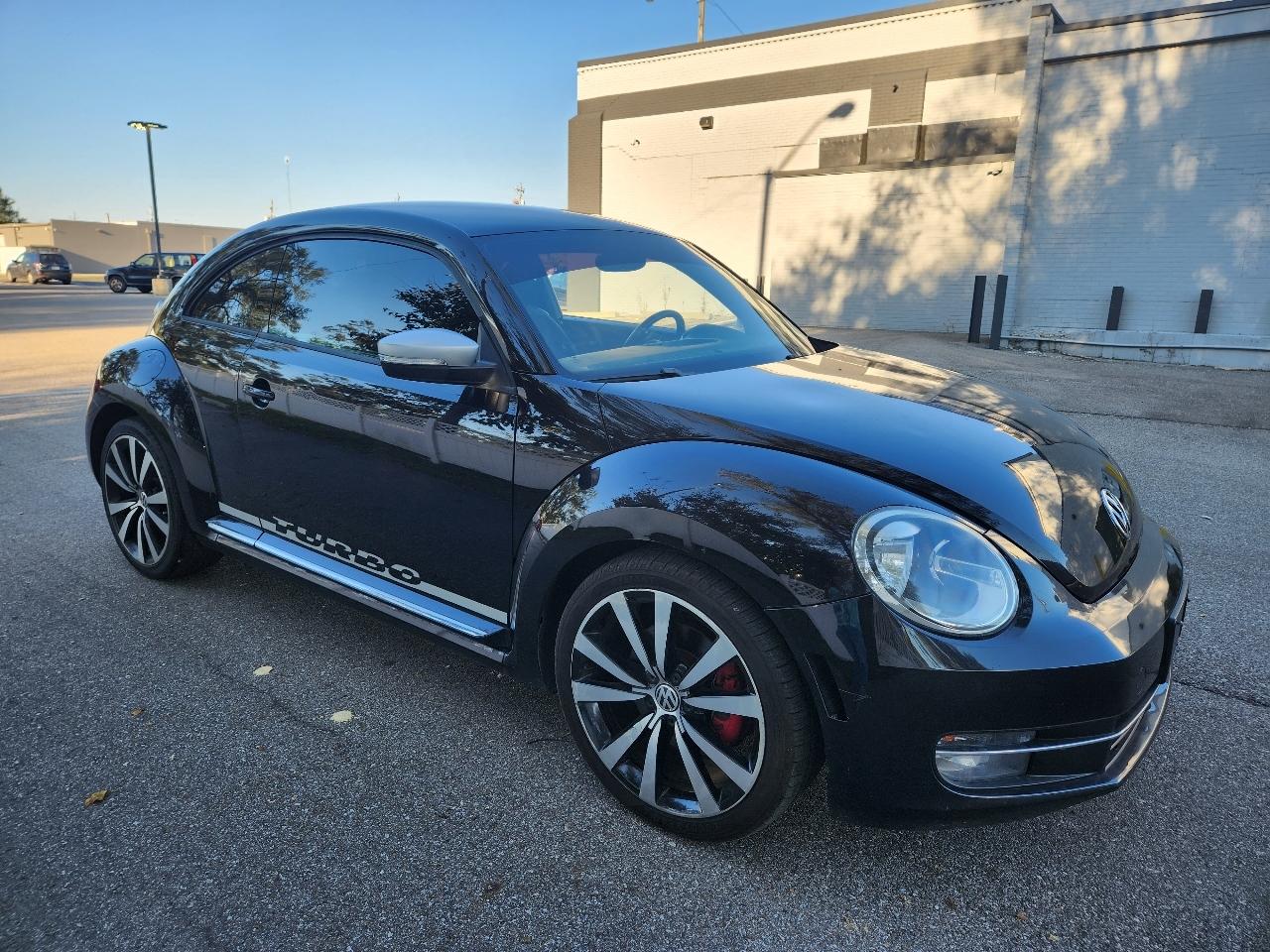Volkswagen Beetle 2.0T Turbo 2012