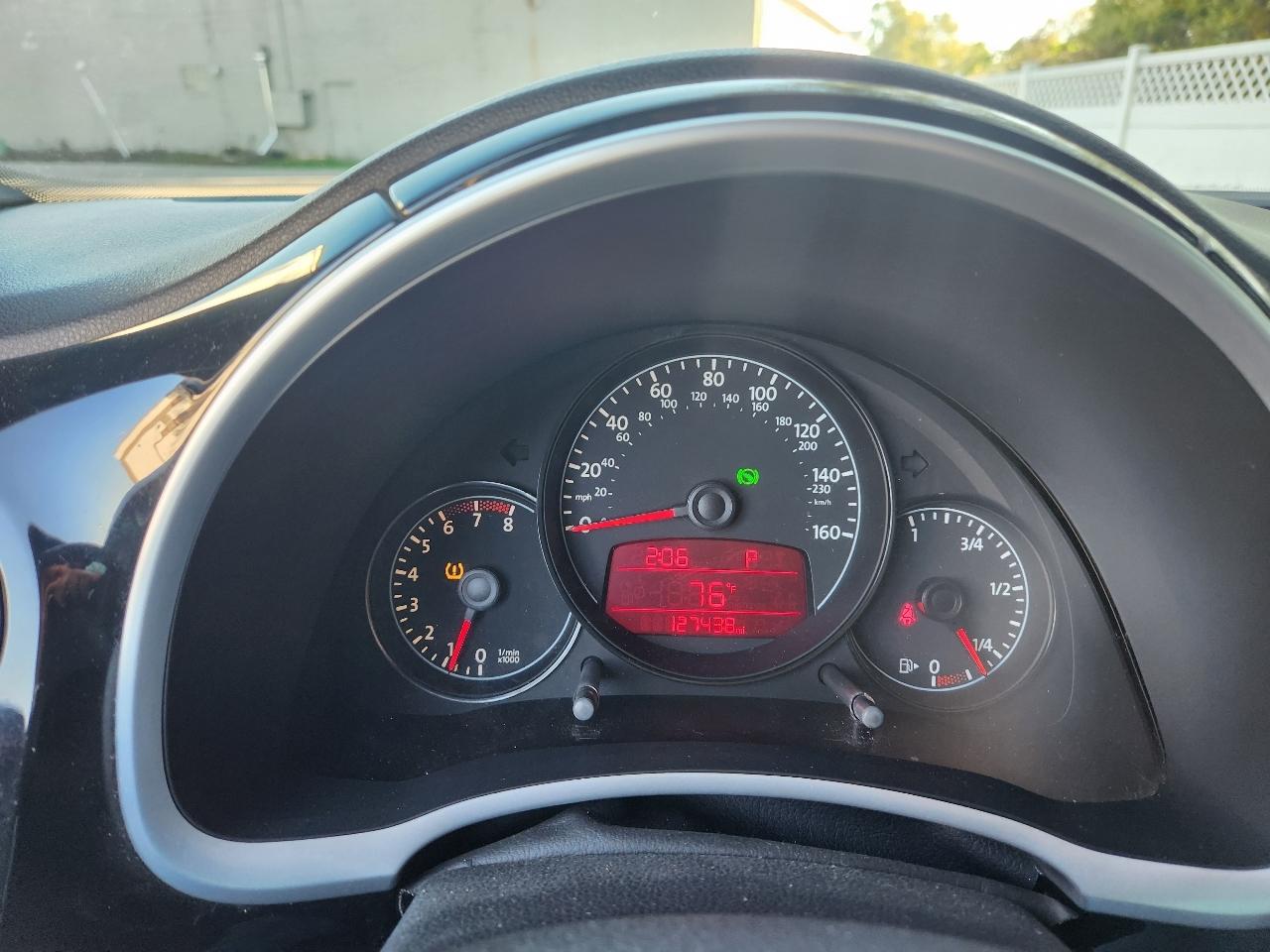 Volkswagen Beetle 2.0T Turbo 2012