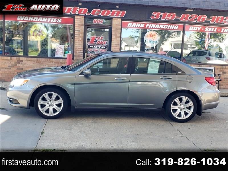 2013 Chrysler 200