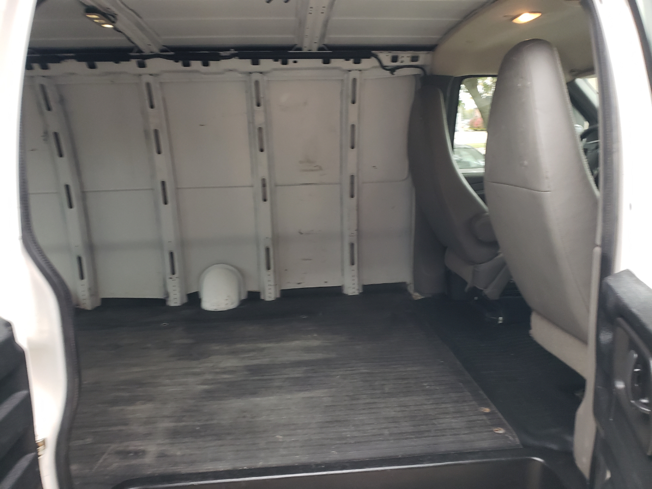 Chevrolet Express  2015 Chevrolet Express  2015