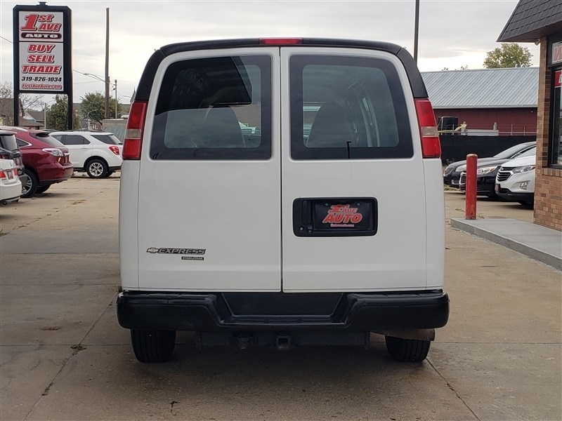 Chevrolet Express 3500  2015 Chevrolet Express 3500  2015