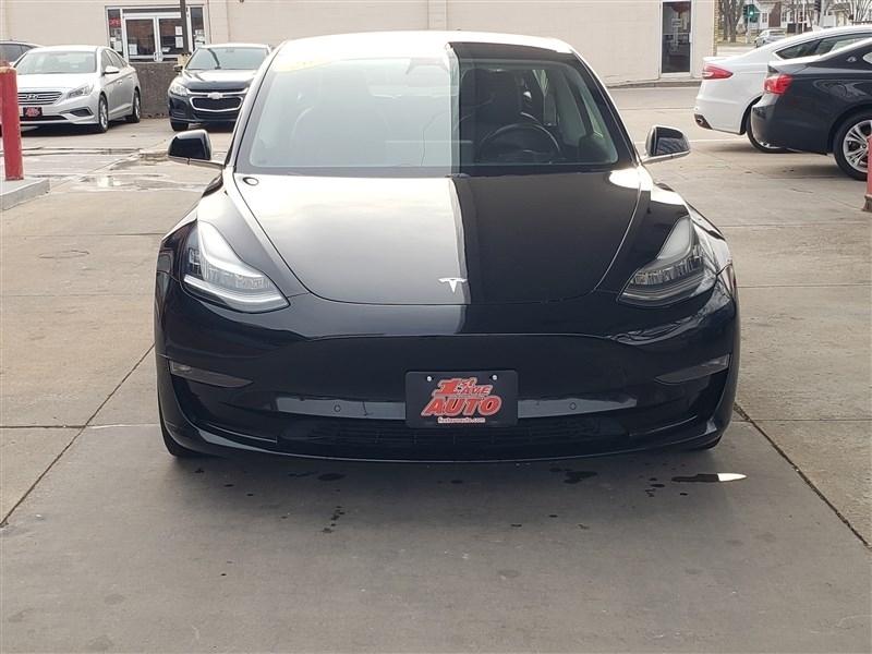 Tesla Model 3  2018
