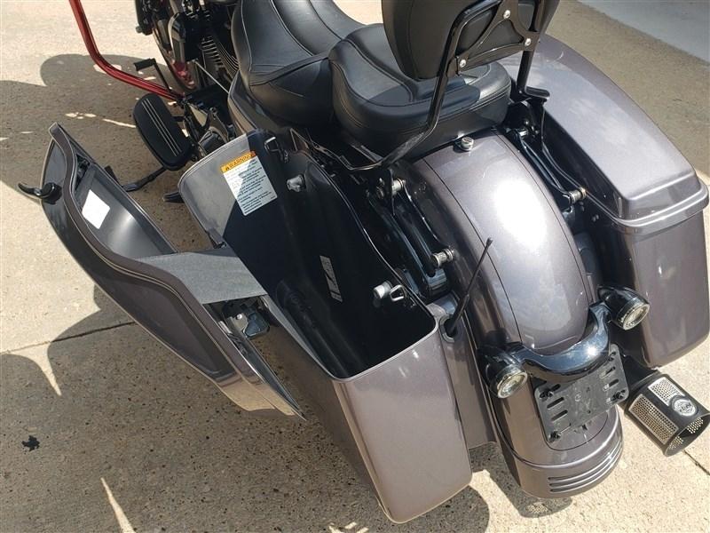Harley-Davidson FLHX  2010