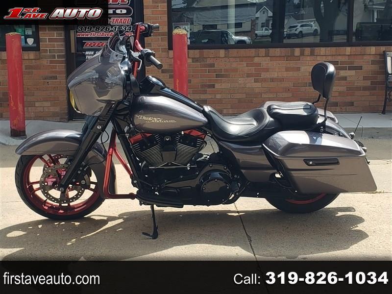 2010 Harley-Davidson FLHX FLHX