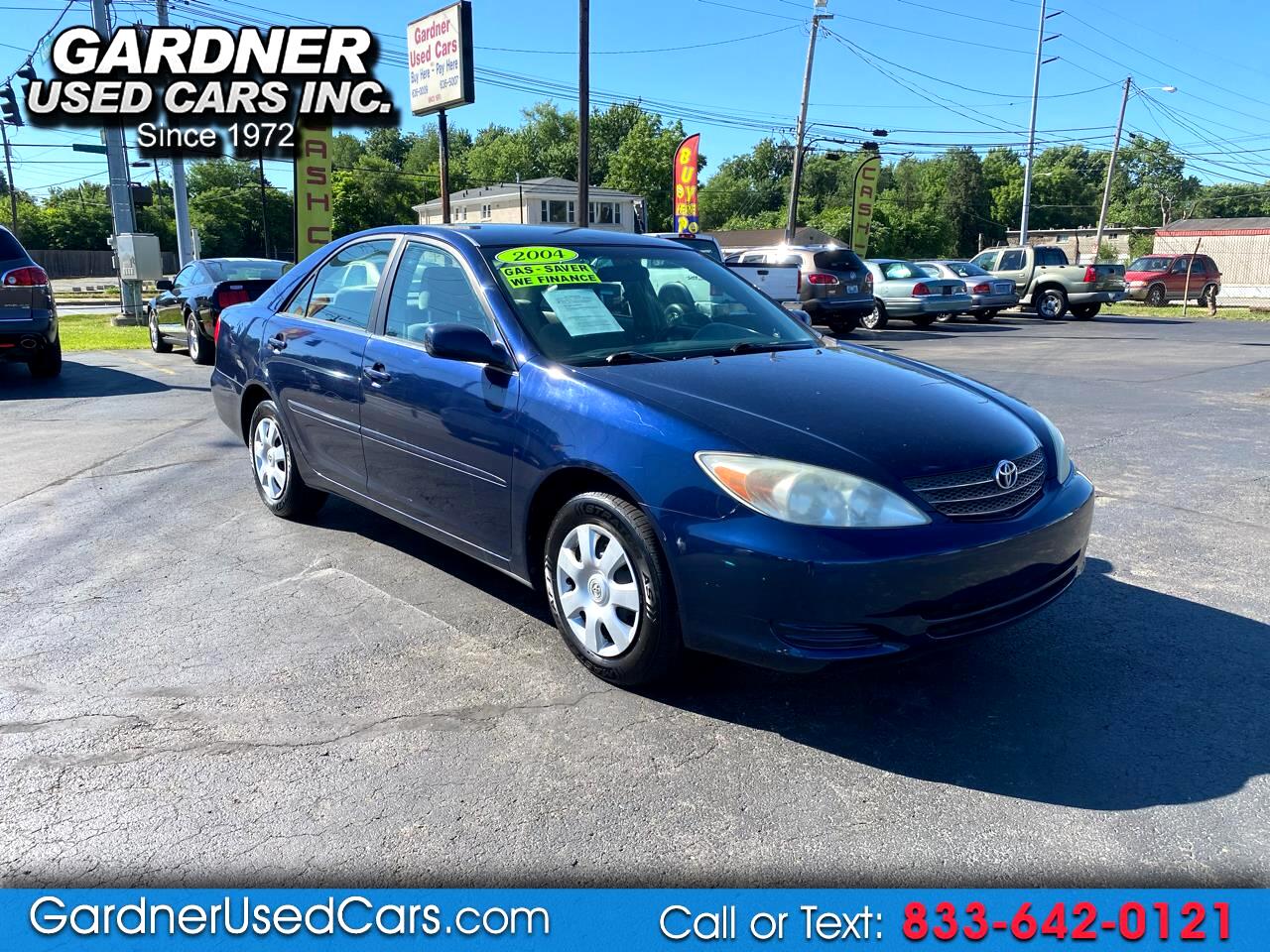 Toyota Camry 4dr Sdn XLE Auto (Natl) 2004