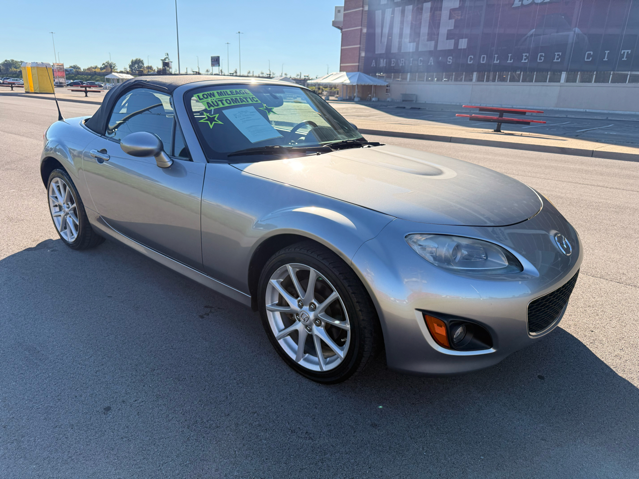 Mazda MX-5 Miata 2dr Conv Auto Touring 2009 Mazda MX-5 Miata 2dr Conv Auto Touring 2009