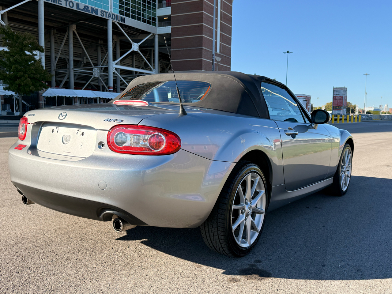Mazda MX-5 Miata 2dr Conv Auto Touring 2009 Mazda MX-5 Miata 2dr Conv Auto Touring 2009