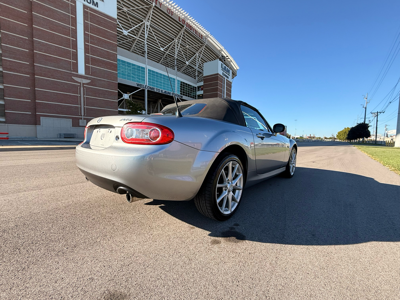 Mazda MX-5 Miata 2dr Conv Auto Touring 2009 Mazda MX-5 Miata 2dr Conv Auto Touring 2009