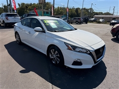2020 Nissan Altima  2020 Nissan Altima