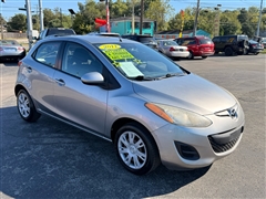 2011 Mazda MAZDA2  2011 Mazda MAZDA2