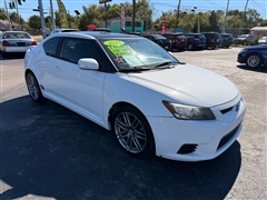 2013 Scion tC  2013 Scion tC