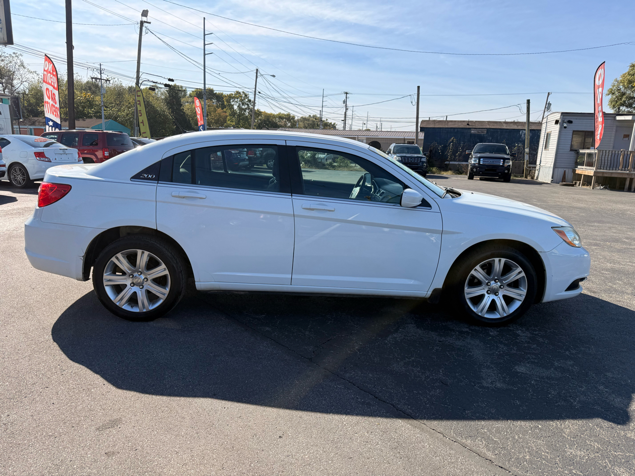 Chrysler 200 4dr Sdn Touring 2012 Chrysler 200 4dr Sdn Touring 2012