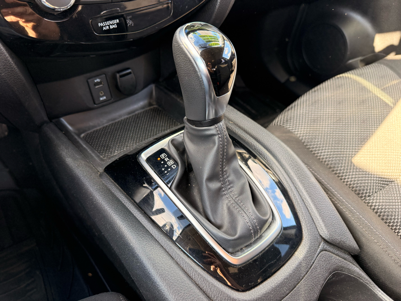 Nissan Rogue Sport AWD SV 2017 Nissan Rogue Sport AWD SV 2017