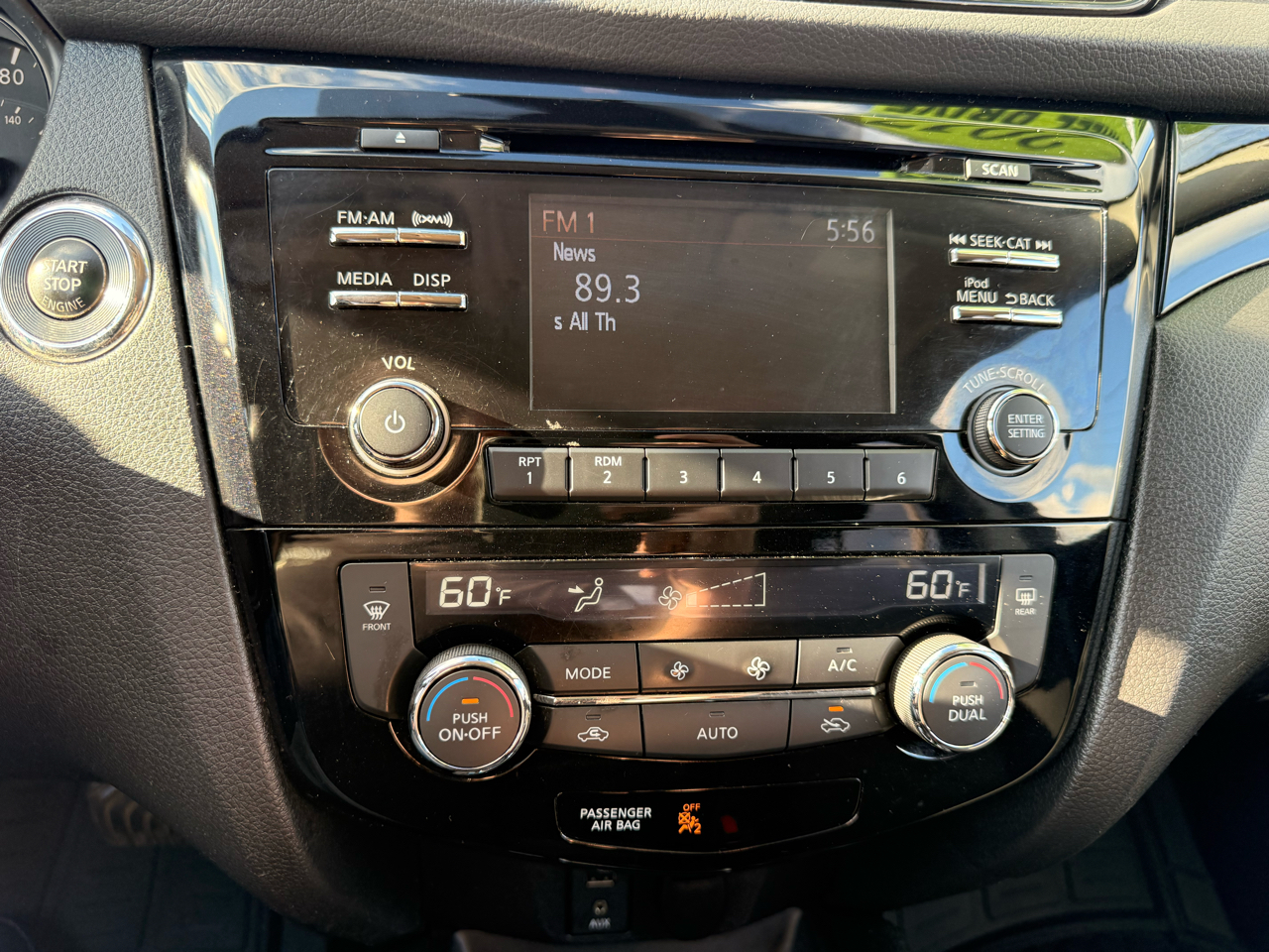 Nissan Rogue Sport AWD SV 2017 Nissan Rogue Sport AWD SV 2017