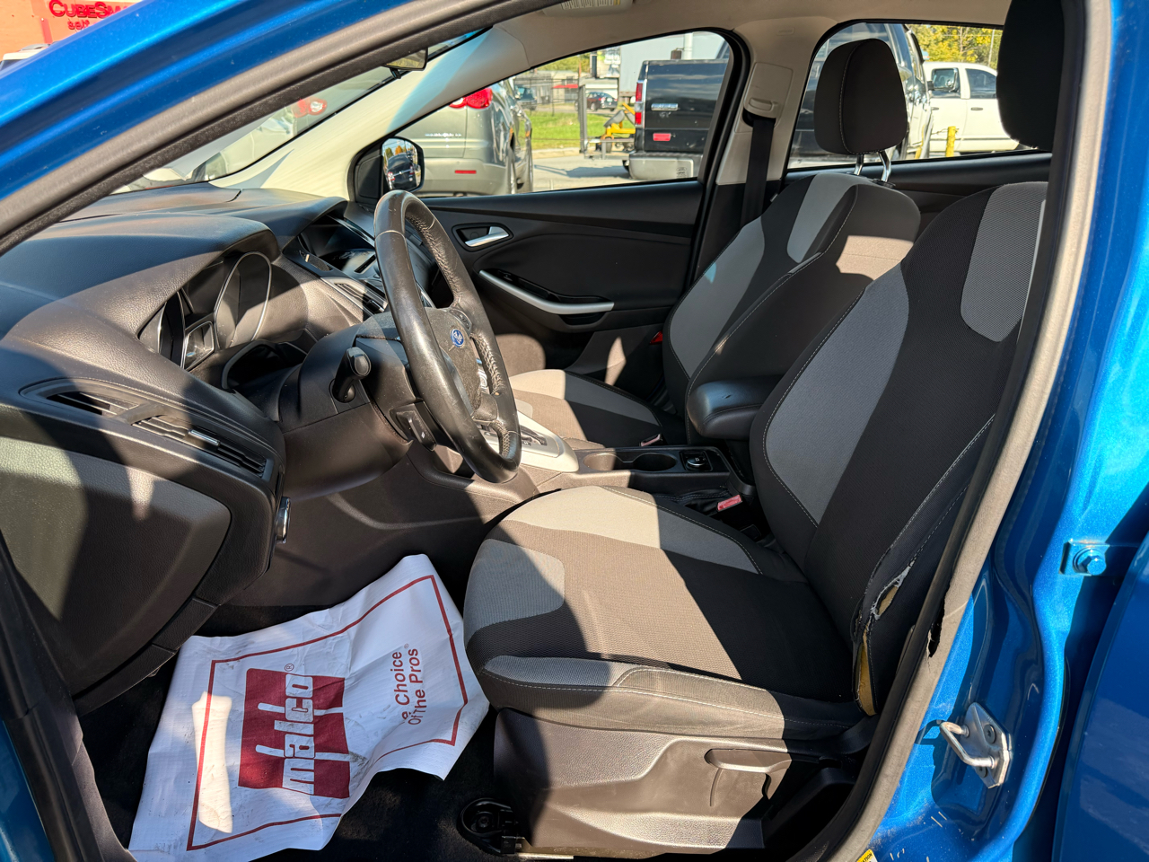 Ford Focus 4dr Sdn SE 2012 Ford Focus 4dr Sdn SE 2012