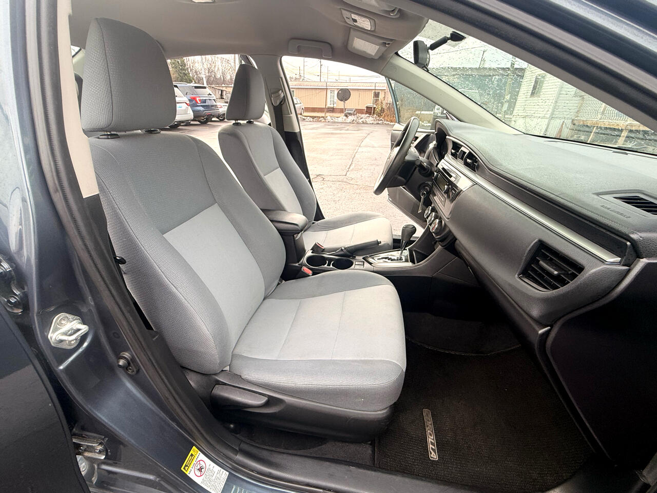 Toyota Corolla 4dr Sdn CVT LE Premium (Natl) 2014