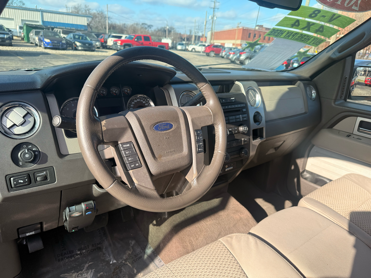 Ford F-150 SuperCrew 139" XLT 4WD 2010