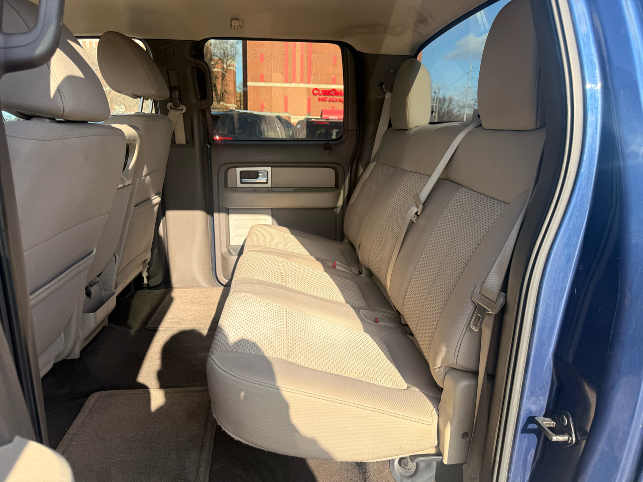 Ford F-150 SuperCrew 139" XLT 4WD 2010