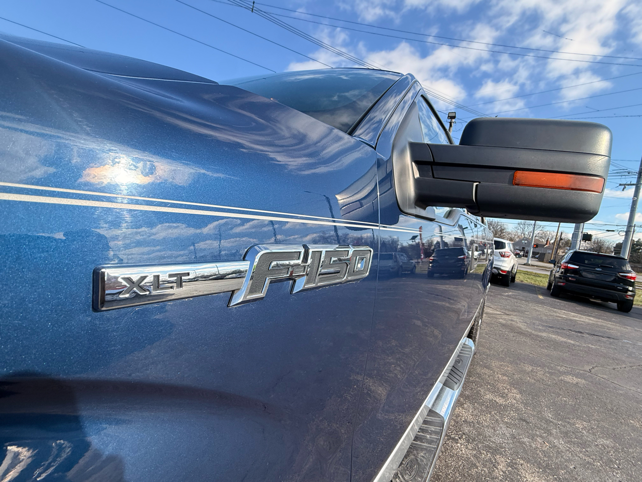 Ford F-150 SuperCrew 139" XLT 4WD 2010