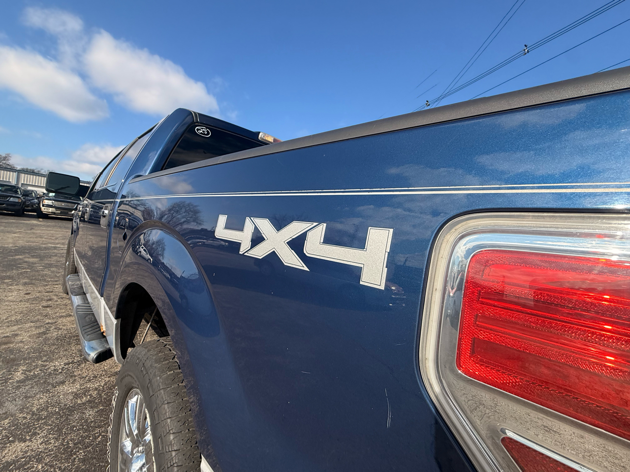 Ford F-150 SuperCrew 139" XLT 4WD 2010