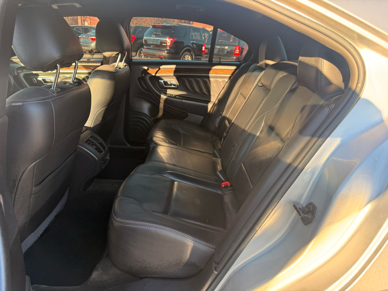 Ford Taurus 4dr Sdn Limited FWD 2013